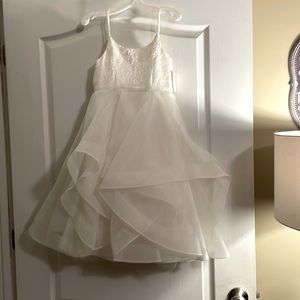 COLOR
IVORY
DIM
WG1
VEN #
298
VEN STYLE
WG1371 IVORY
LG TNK BLLGWN W HRSH